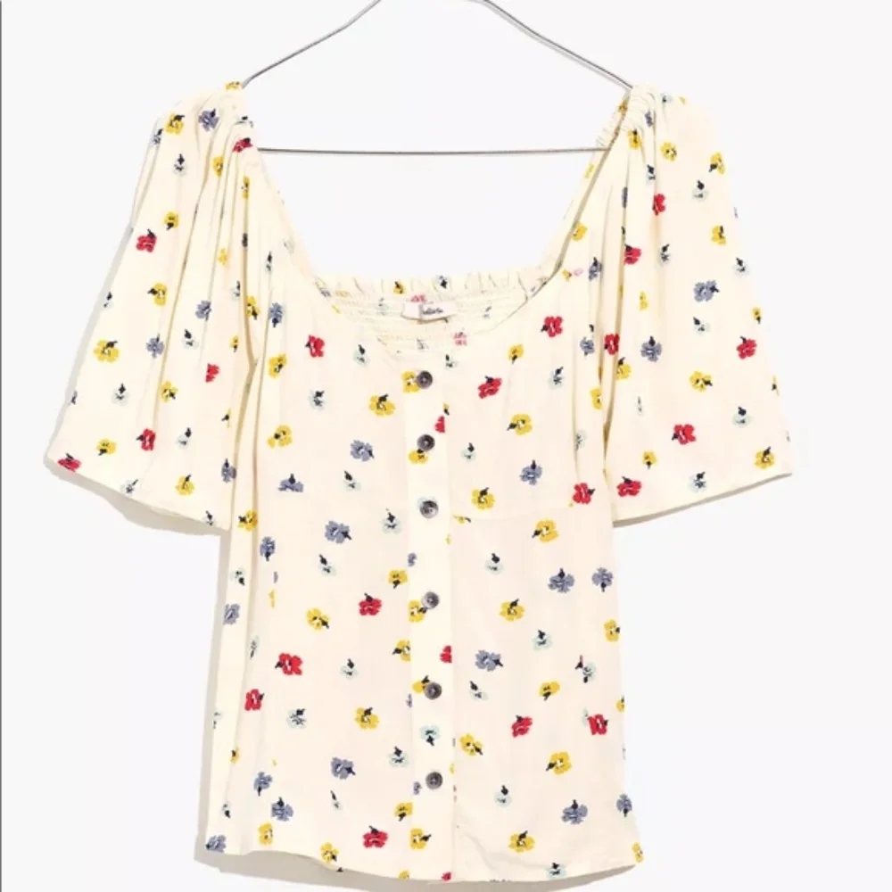 Madewell Seamed Button-Down Shirt in Confetti Floral, Medium - Picture 2 of 8